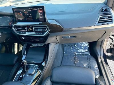 2024 BMW X4 — photo 18 view