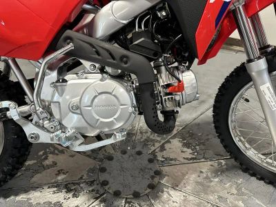 2026 Honda CRF110F - Photo 17