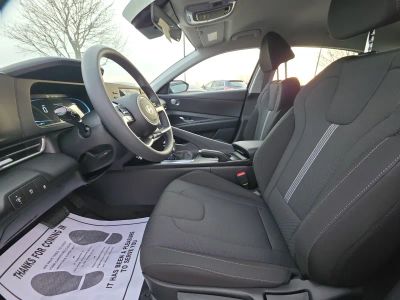 2026 Hyundai Elantra - Photo 9