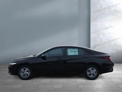 2026 Hyundai Elantra - Photo 3