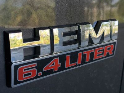 2016 Ram 2500 — engine compartment view