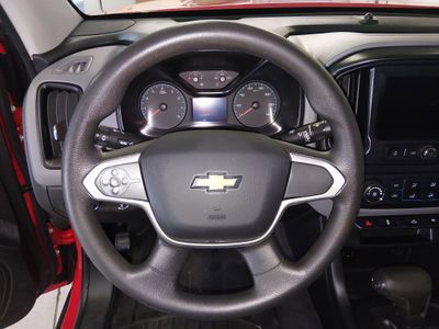 2020 Chevrolet Colorado — photo 12 view
