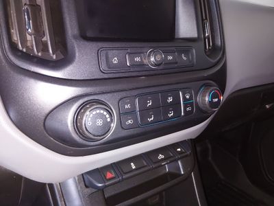 2020 Chevrolet Colorado — photo 16 view