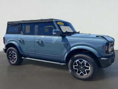 2021 Ford Bronco Outer Banks in Area 51 — front three-quarter view