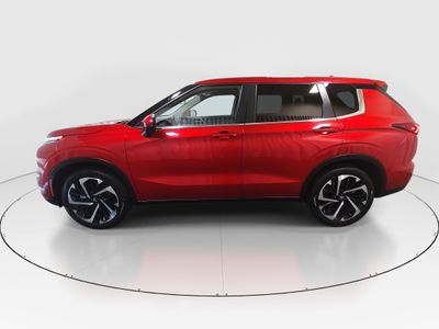 2024 Mitsubishi Outlander - Photo 4