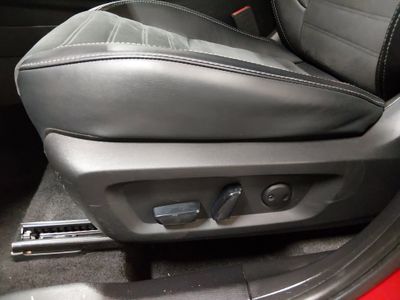 2024 Mitsubishi Outlander - Photo 24
