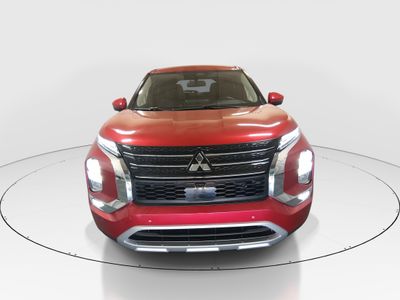 2024 Mitsubishi Outlander - Photo 2
