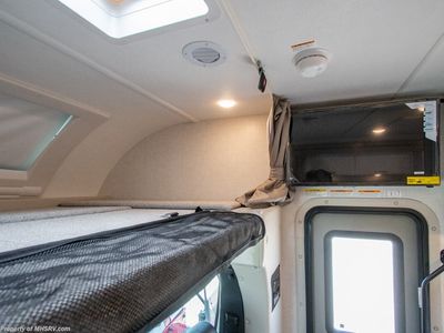 2026 Thor Motor Coach Quantum Sprinter - Photo 5