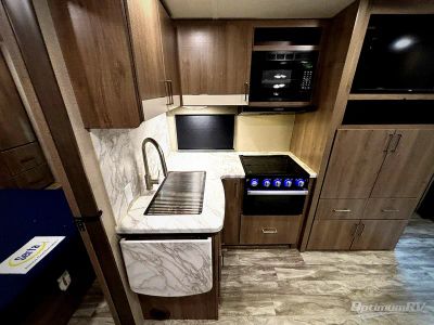 2022 Grand Design Imagine - Photo 9