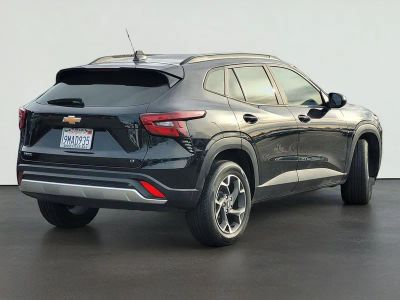 2024 Chevrolet TRAX — interior view