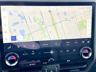 2024 Lexus GX — photo 32 view