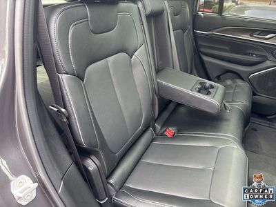 2025 Jeep Grand Cherokee — photo 46 view