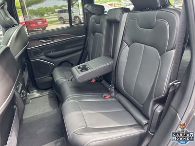 2025 Jeep Grand Cherokee — photo 42 view