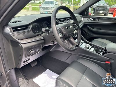 2025 Jeep Grand Cherokee — photo 58 view