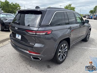 2025 Jeep Grand Cherokee — photo 27 view