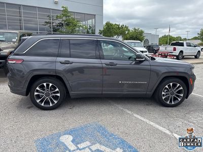 2025 Jeep Grand Cherokee — photo 32 view
