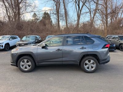 2023 Toyota RAV4 XLE - Photo 8