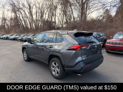 2023 Toyota RAV4 XLE - Photo 7