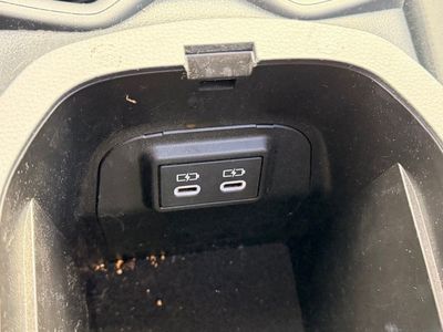 2023 Toyota RAV4 XLE - Photo 26