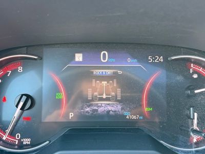 2023 Toyota RAV4 XLE - Photo 24