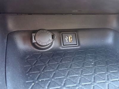 2023 Toyota RAV4 XLE - Photo 25