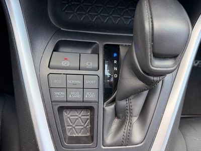 2023 Toyota RAV4 XLE - Photo 22