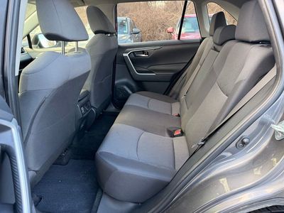 2023 Toyota RAV4 XLE - Photo 30