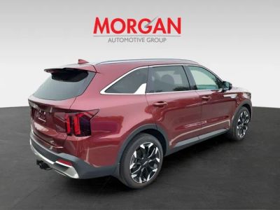 2025 Kia Sorento — side profile view