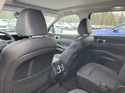 2025 Kia Sorento — photo 23 view
