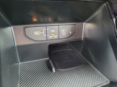 2025 Kia Sorento — photo 17 view