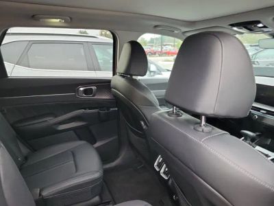 2025 Kia Sorento — photo 28 view