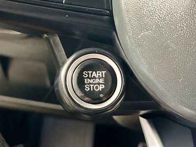 2023 Alfa Romeo Stelvio — photo 17 view