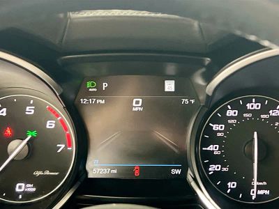 2023 Alfa Romeo Stelvio — photo 16 view
