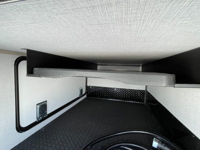 2025 Grand Design Serenova - Photo 12