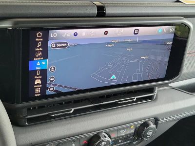 2026 Jeep Wrangler — photo 26 view