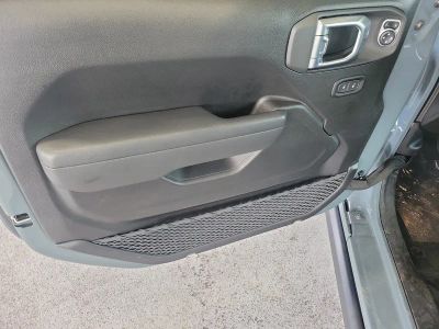 2026 Jeep Wrangler — photo 14 view