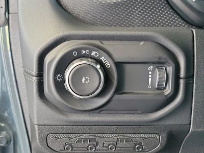 2026 Jeep Wrangler — photo 21 view