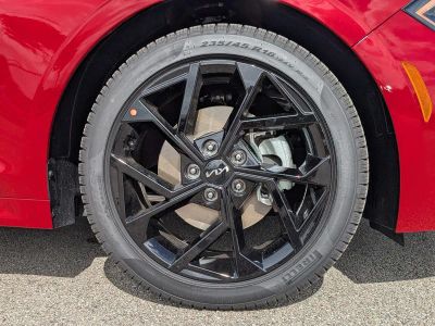 2026 Kia K5 — photo 13 view