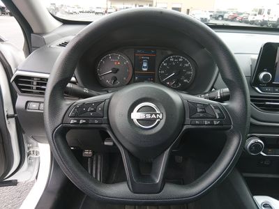 2023 Nissan Altima - Photo 12