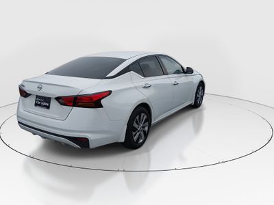 2023 Nissan Altima - Photo 7