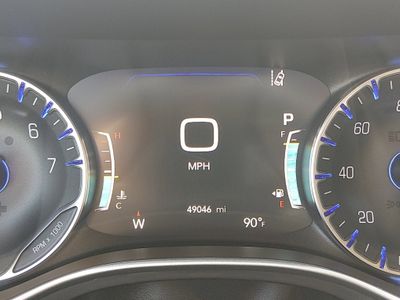 2023 Chrysler Pacifica — photo 14 view