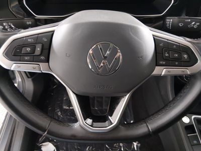 2024 Volkswagen Jetta — photo 12 view