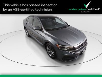 2024 Volkswagen Jetta SE Auto — front three-quarter view