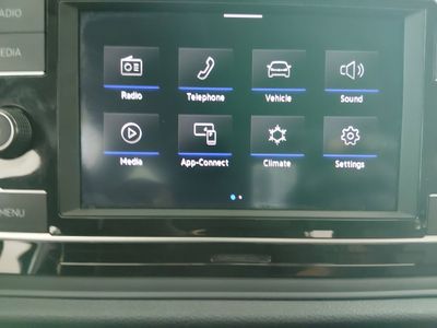 2024 Volkswagen Jetta — photo 17 view