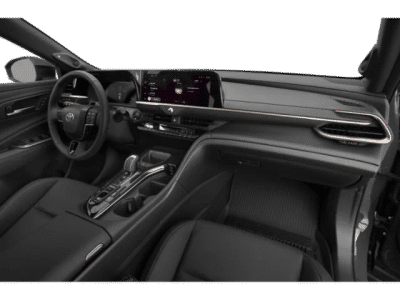 2026 Toyota Crown Signia — photo 12 view