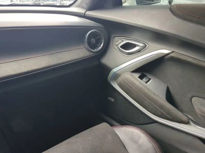 2020 Chevrolet Camaro — photo 17 view