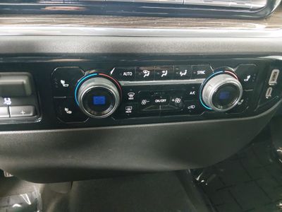 2025 Chevrolet Silverado 1500 - Photo 18