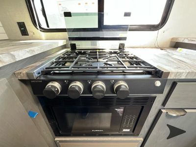 2025 Forest River RV Ozark - Photo 22