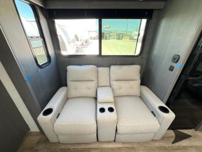 2025 Forest River RV Ozark - Photo 12
