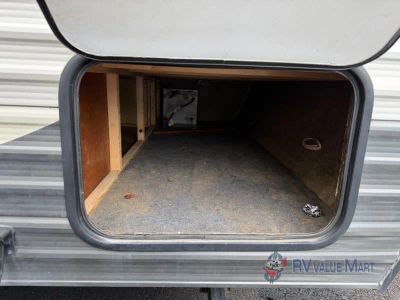 2015 Forest River RV Cherokee Grey Wolf — photo 8 view